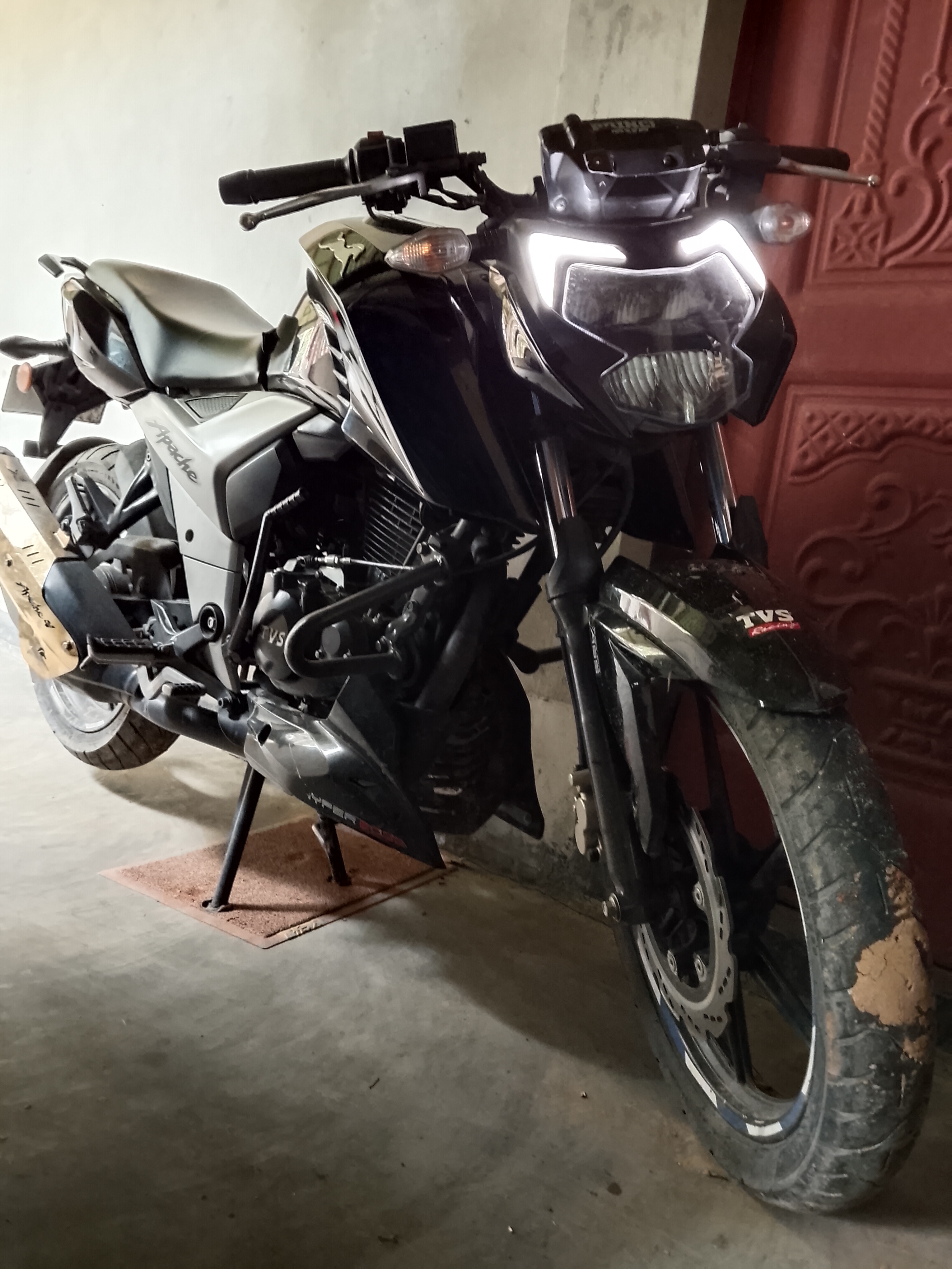 Tvs 4v